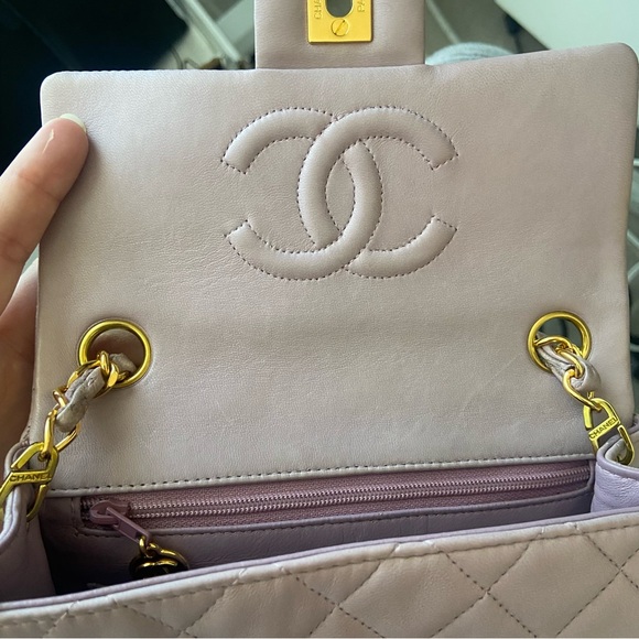 Vintage Chanel Lambskin Lavender Mini Square Flap Bag - Picture 4 of 15